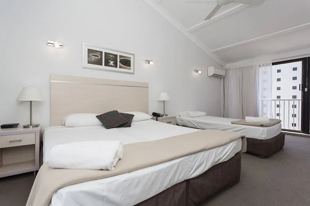 Aparthotel Broadbeach Travel