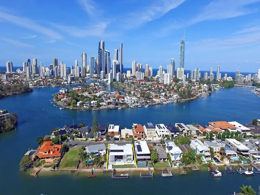 בית הארחה Luxury Waterfront