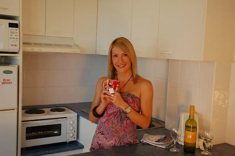 The Shore - Beachfront 3* Gold Coast