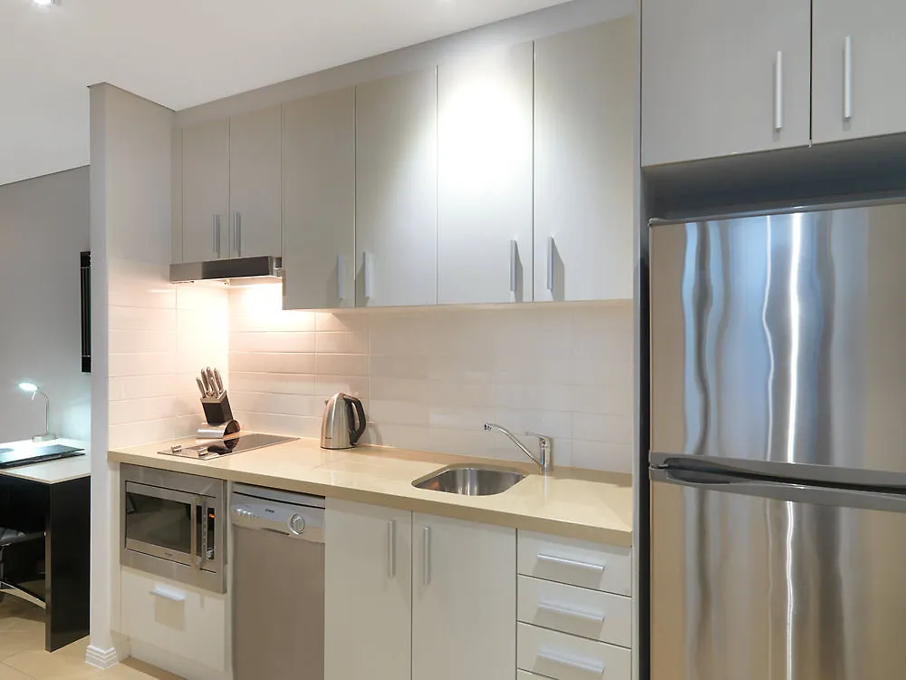 Meriton Broadbeach Szálloda 5*