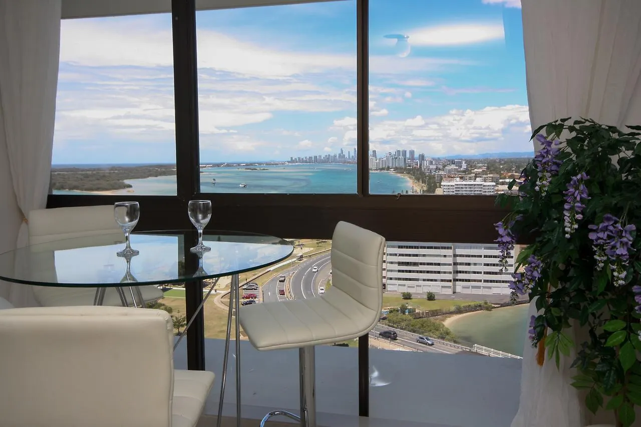 Aparthotel Broadwater Shores Waterfront