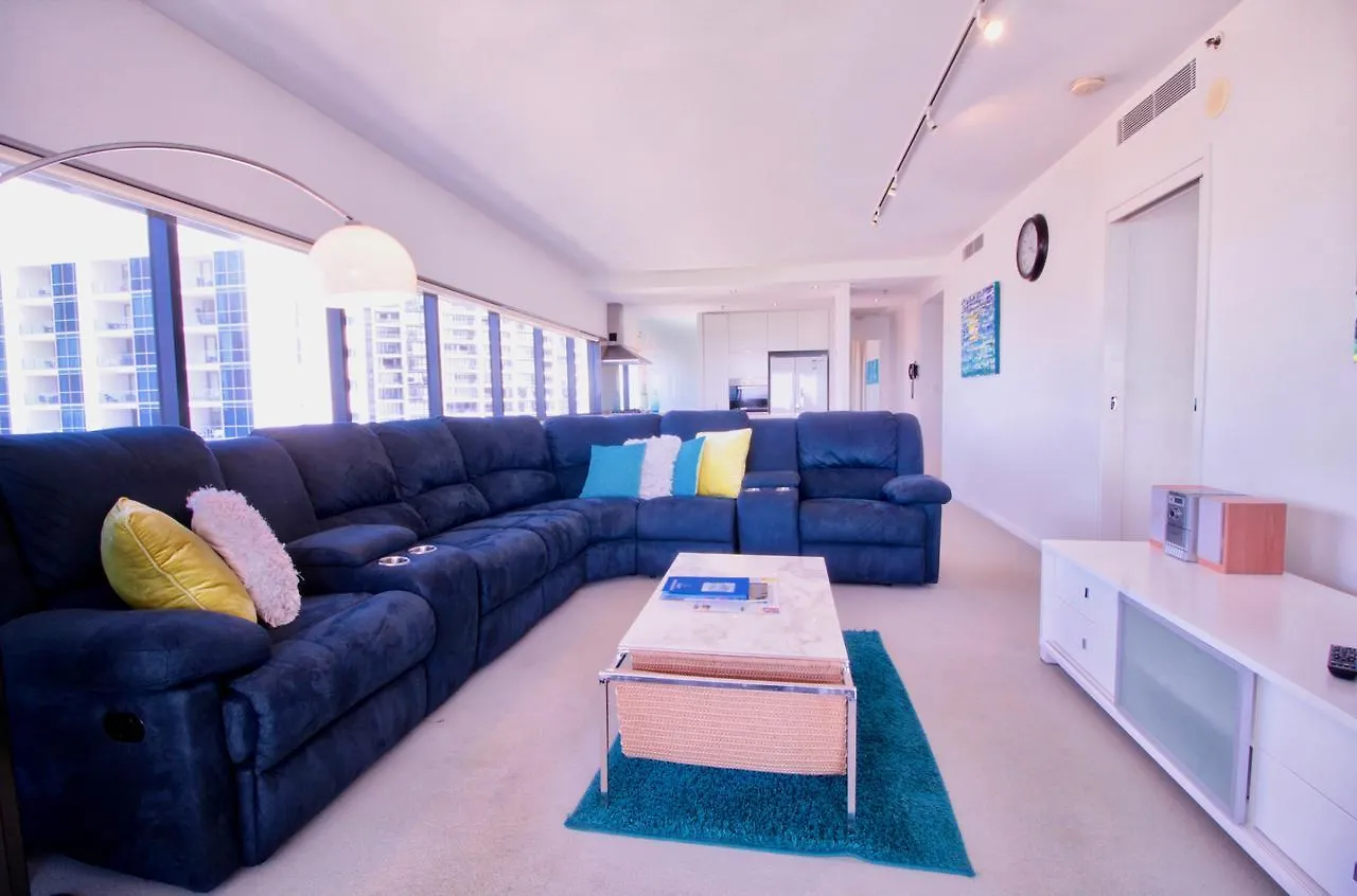 Rezort Ultra Broadbeach Gold Coast
