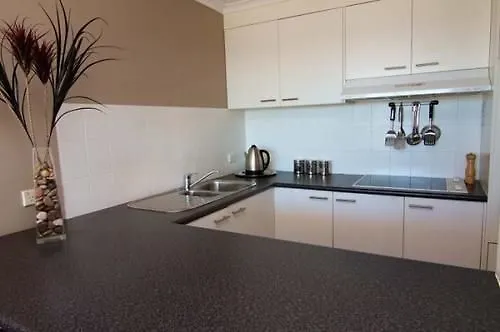 Crystal Beachfront Hotel apartamentowy 3*