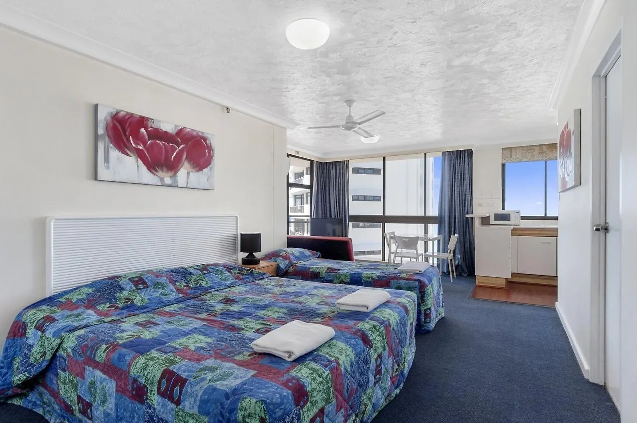 Surfers Beachcomber Private Apartmán *
