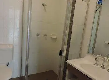 Broadwater Hotel Gold Coast
