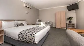 Broadwater Hotel 3*