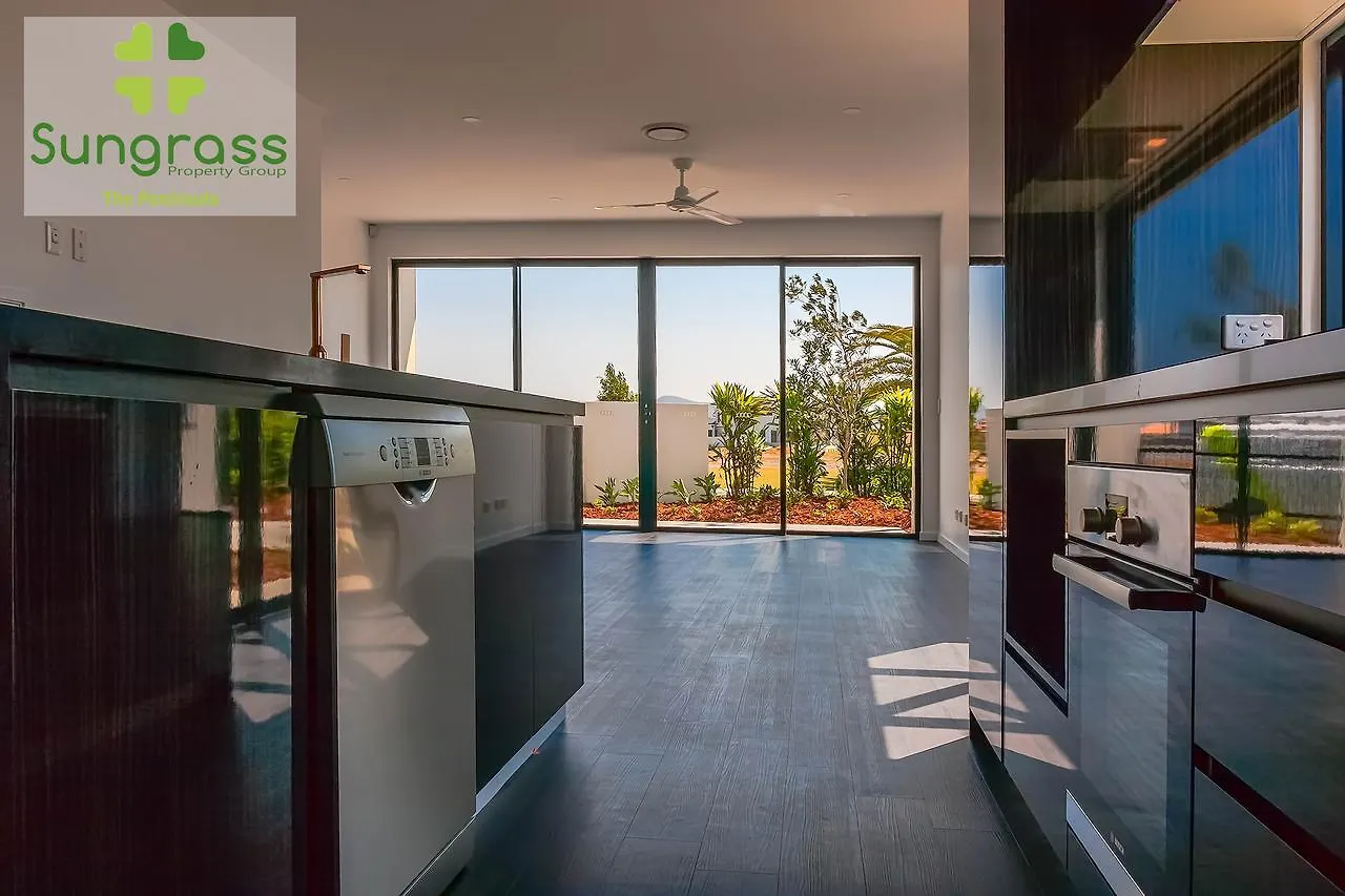 The Residences At The Peninsula Resort 4*