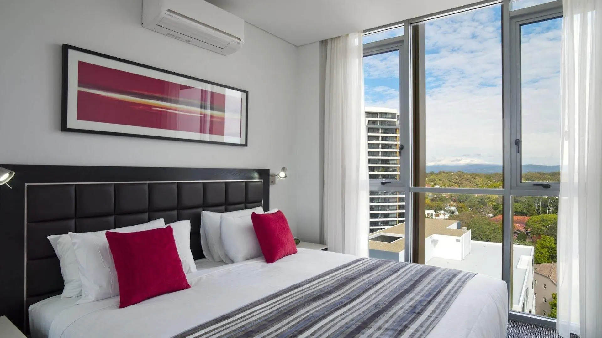 Meriton Serviced Aqua Street 4* Gold Coast
