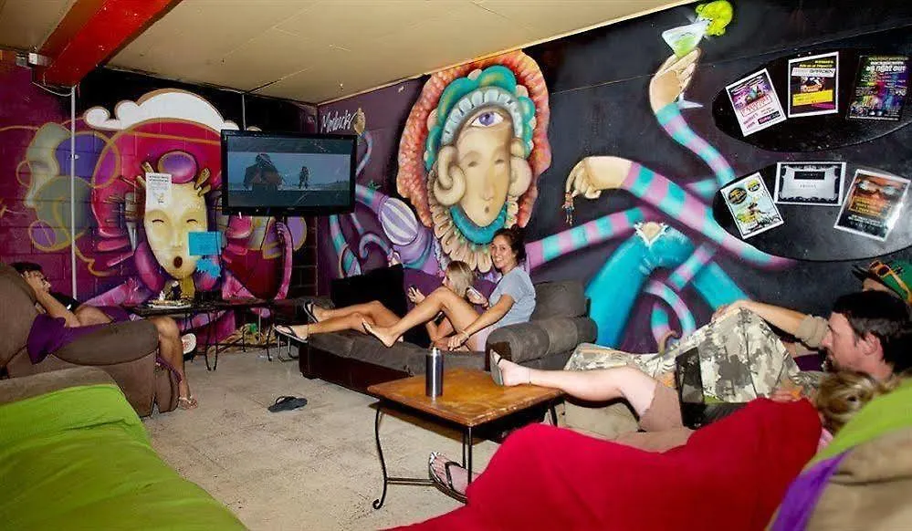 Sleeping Backpackers Hostel