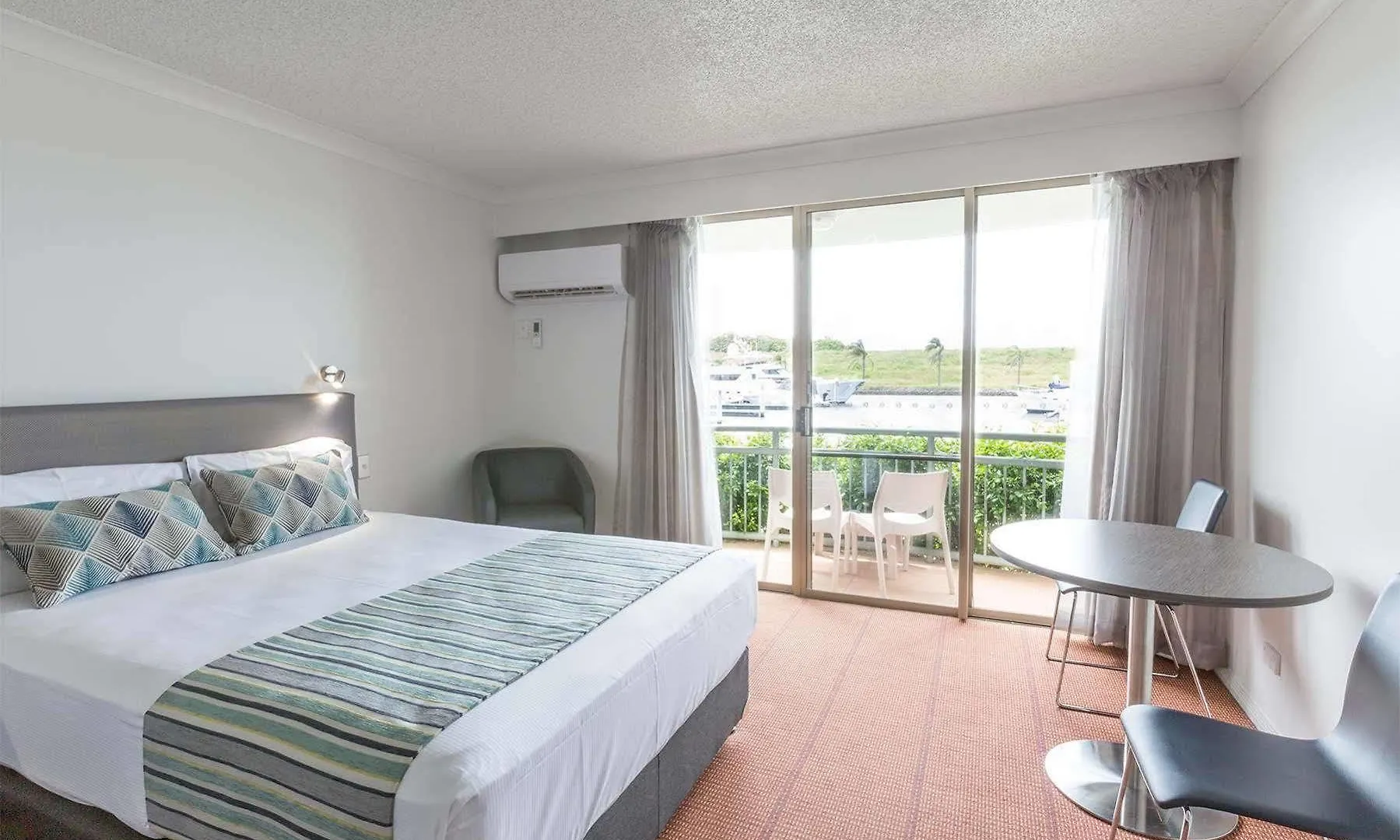 Hotel Hope Harbour 3*