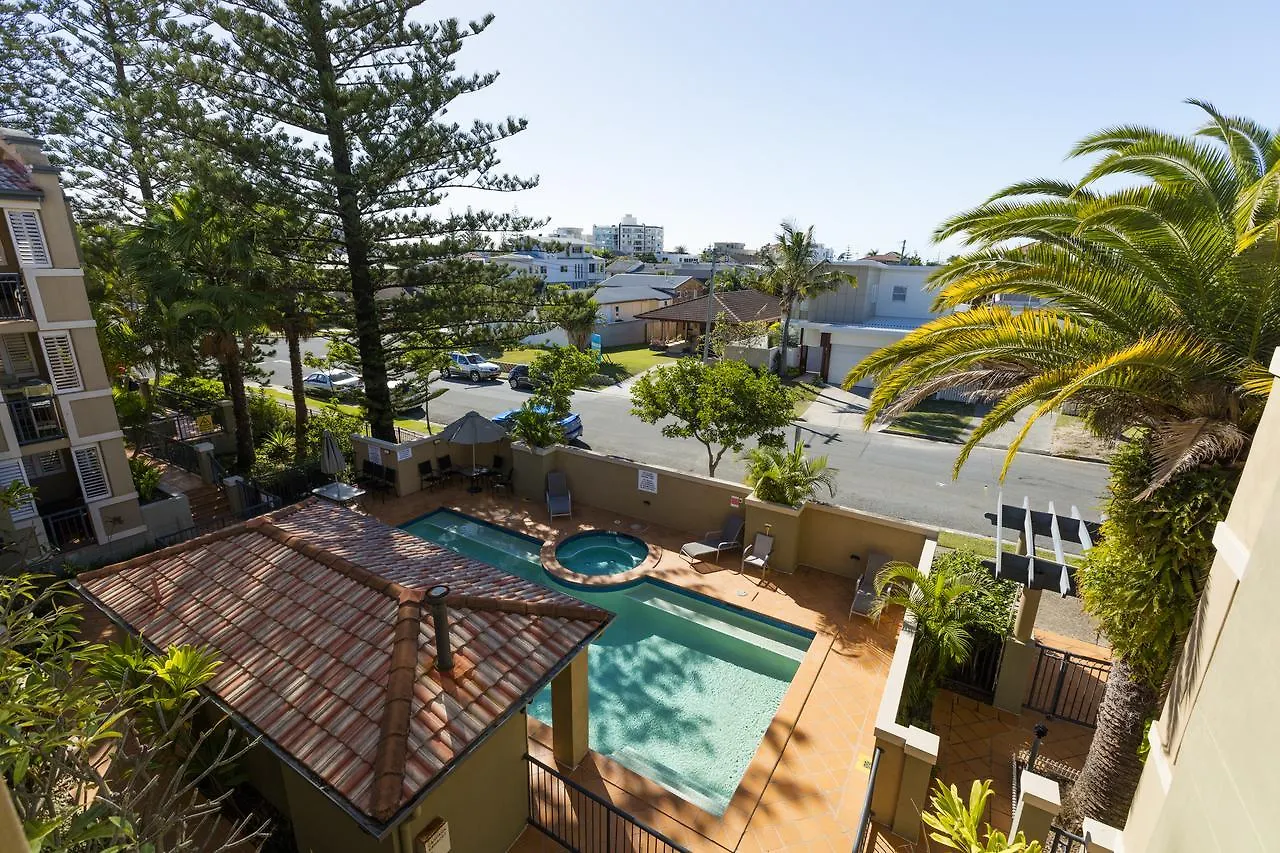 Hotel apartamentowy Beaches On Wave Street Gold Coast
