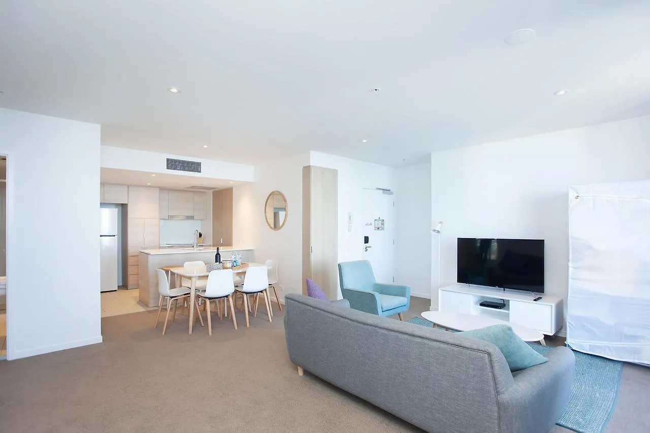 High Floor Ocean View Suites Broadbeach *