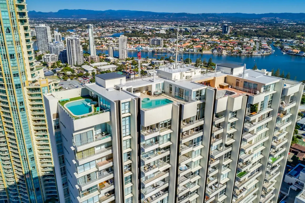 Apartament Golden Gate 2 Storey Penthouse With Pool - We Accommodate Gold Coast