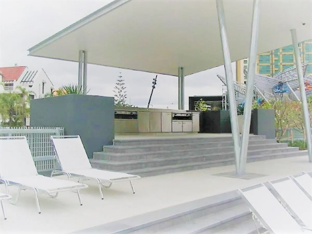 Q1 Y Apartamento
