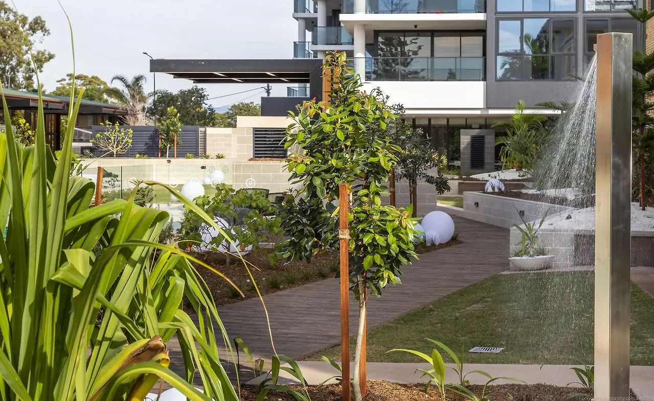 Boardwalk Burleigh - Official 4*