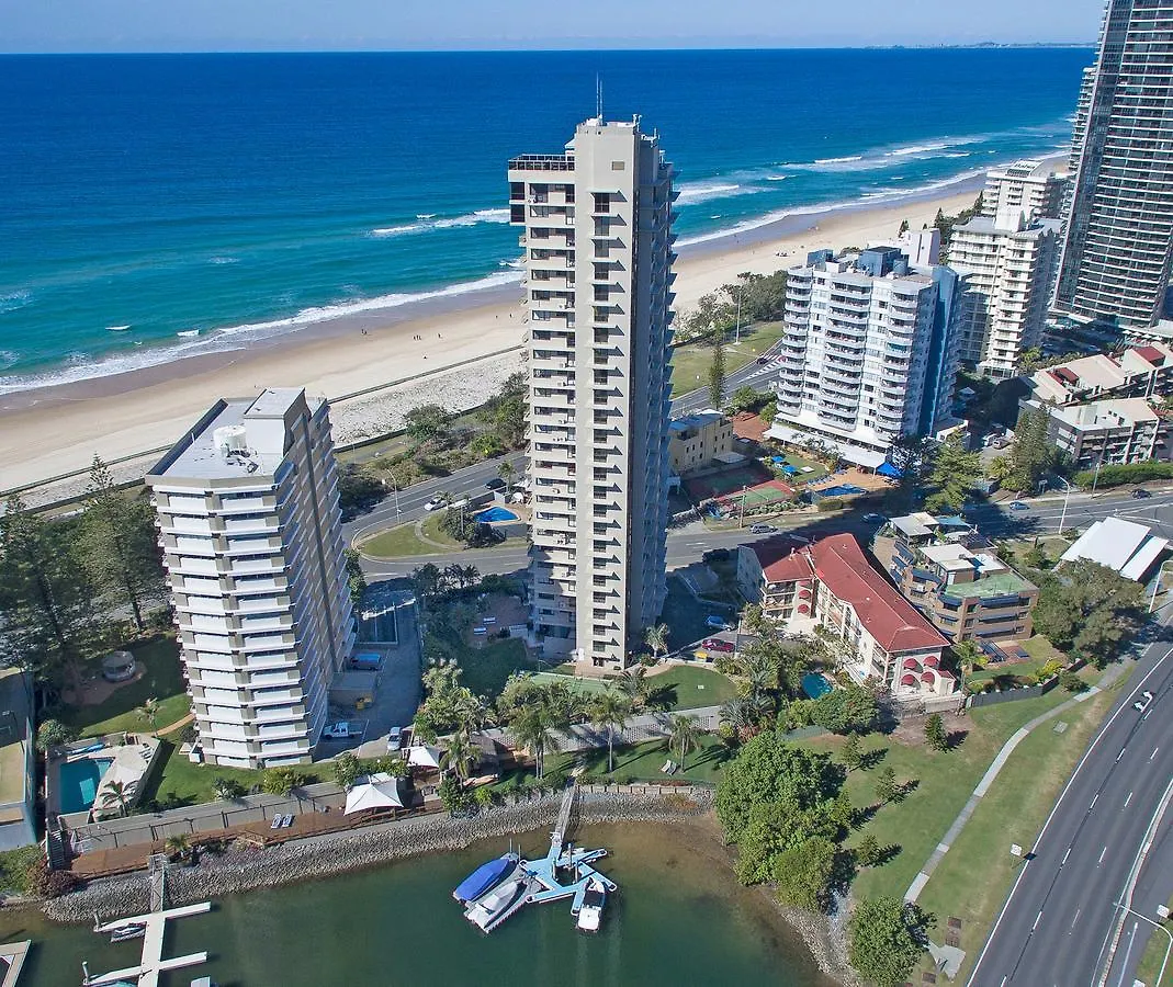 Hotel apartamentowy Capricorn One Beachside - Official