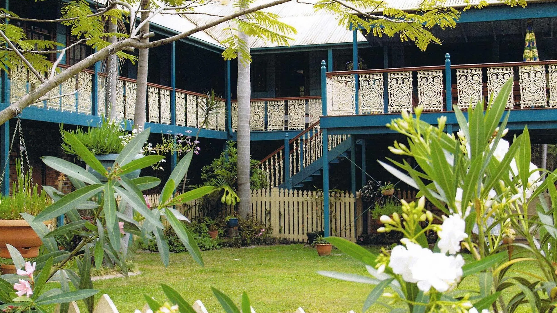 Riviera Bed & Breakfast Gold Coast