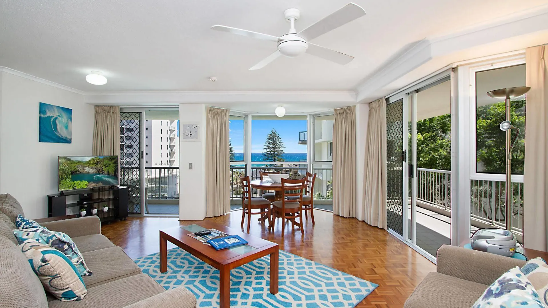 Aparthotel Rainbow Bay 4*
