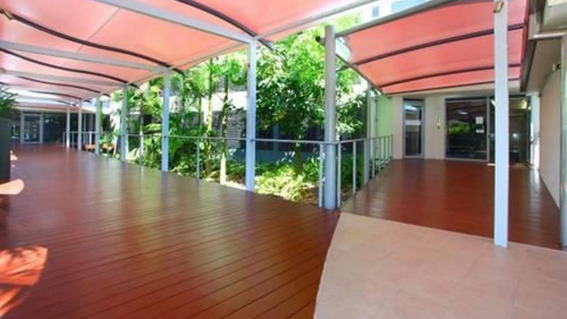Aparthotel Signature Waterfront Gold Coast