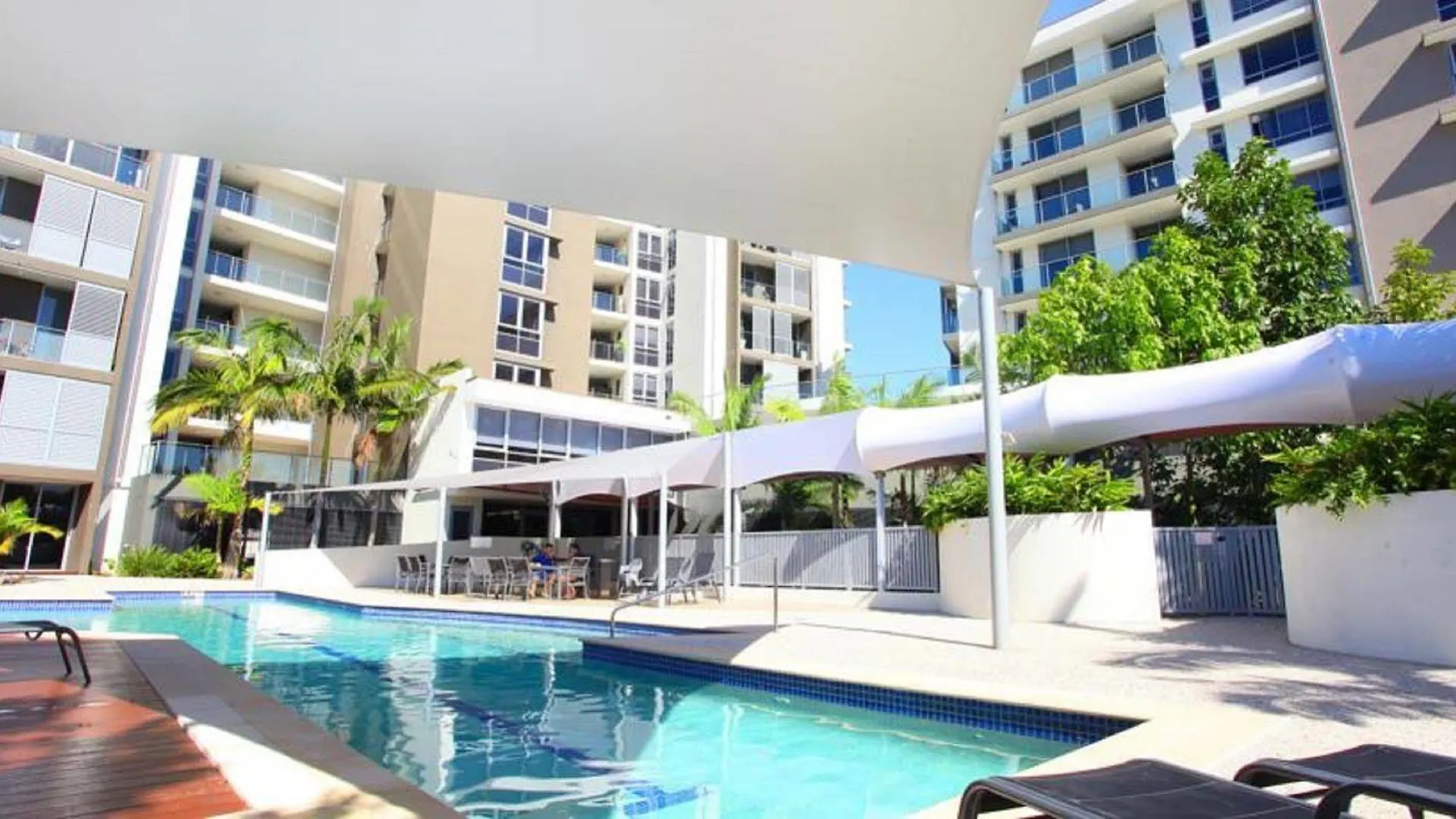 Signature Waterfront Aparthotel Gold Coast