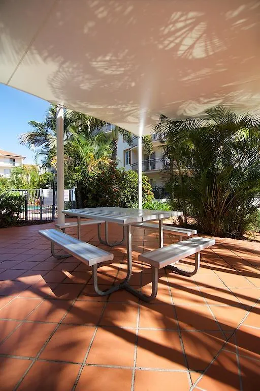 Blue Water Bay 3* Gold Coast