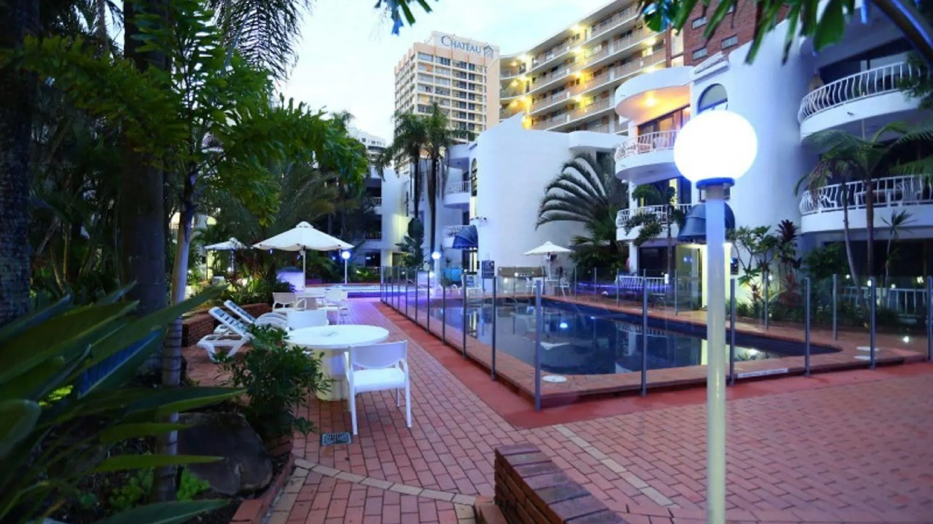 St Tropez 3* Gold Coast