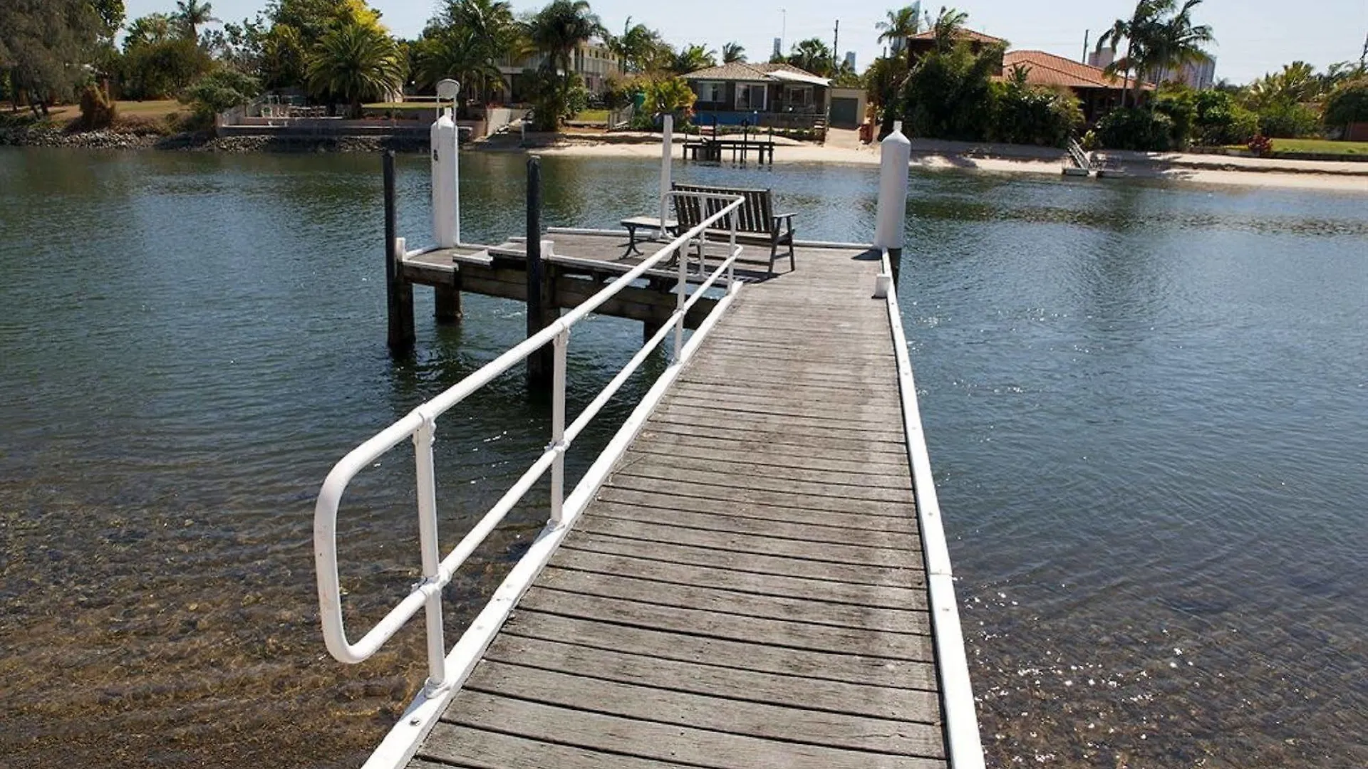 Resort Arc Gold Coast