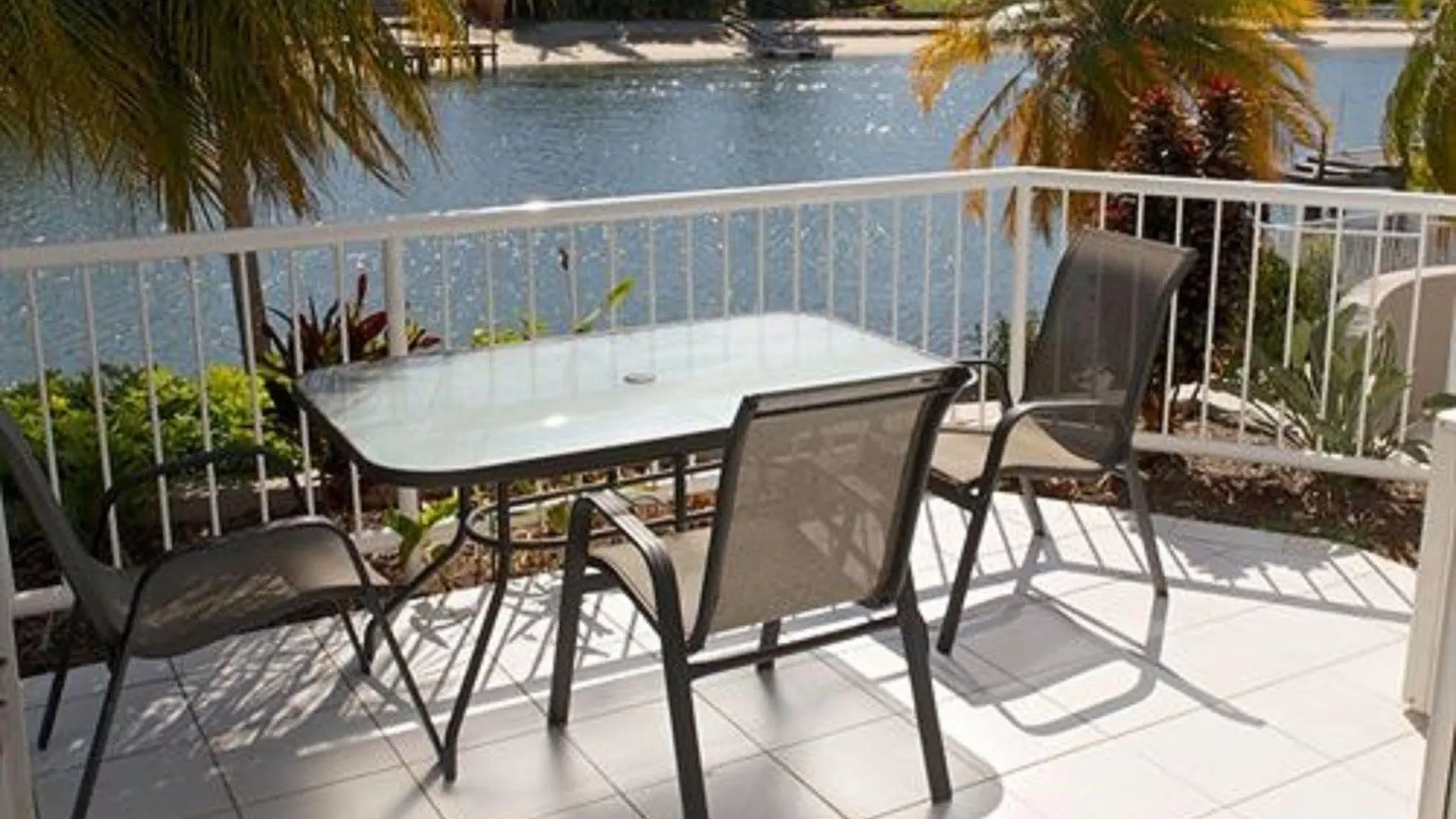 Resort Arc Gold Coast