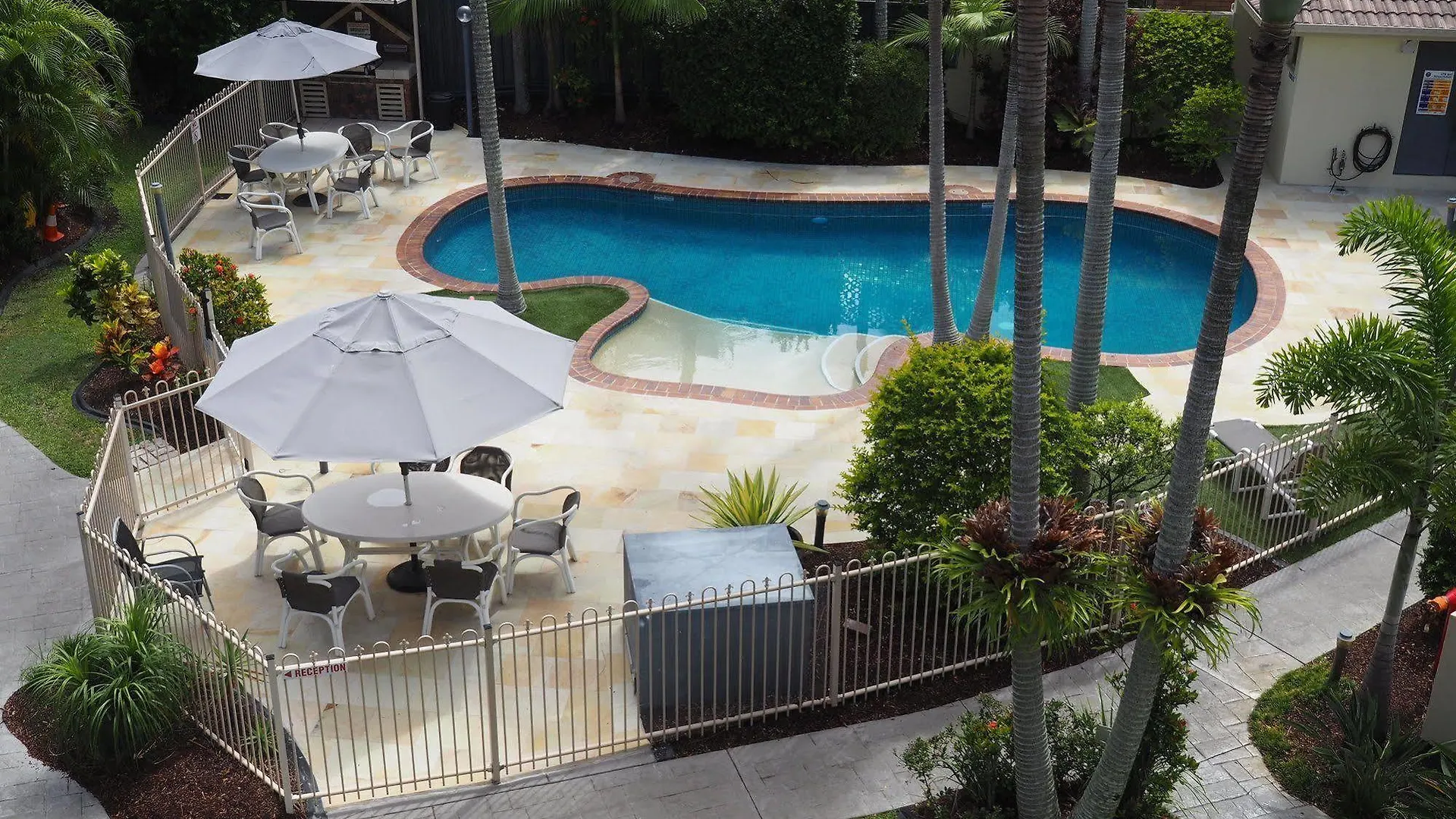 Oceanside Cove Aparthotel Gold Coast
