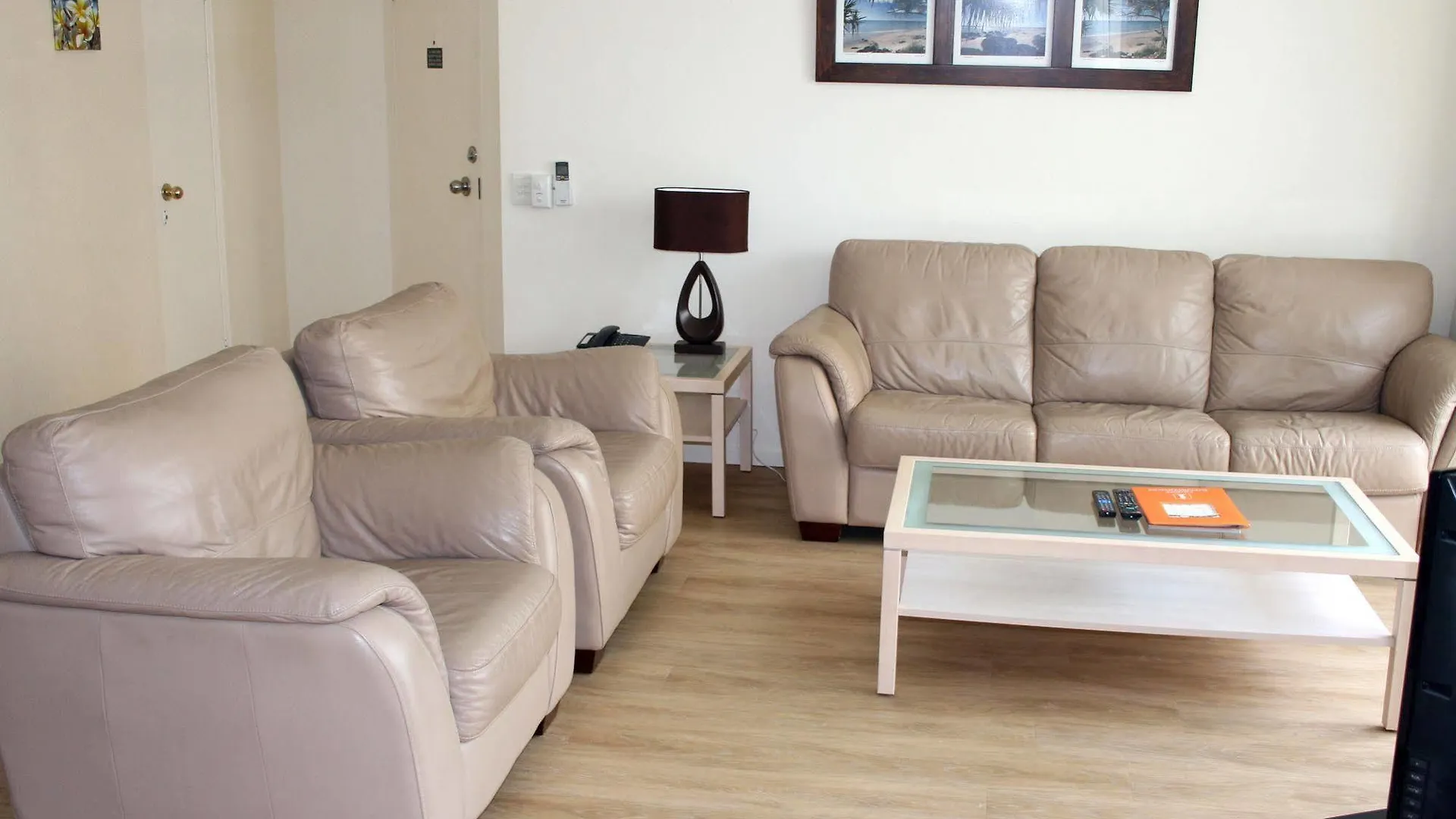 The Bay 23 Apartment