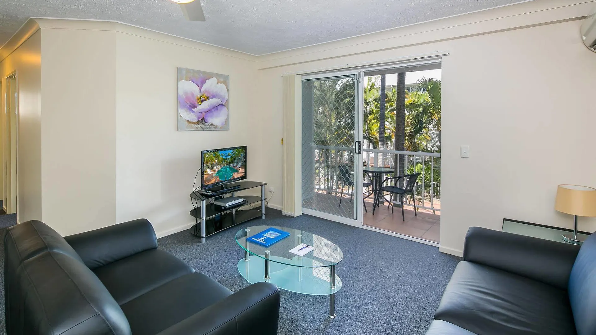 Bay Aparthotel