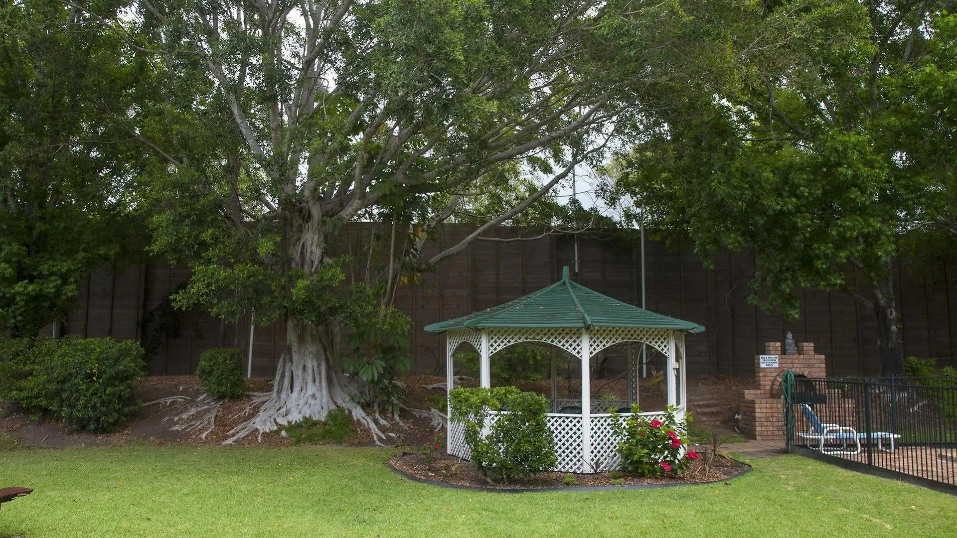 Coomera Motor Motel 3*