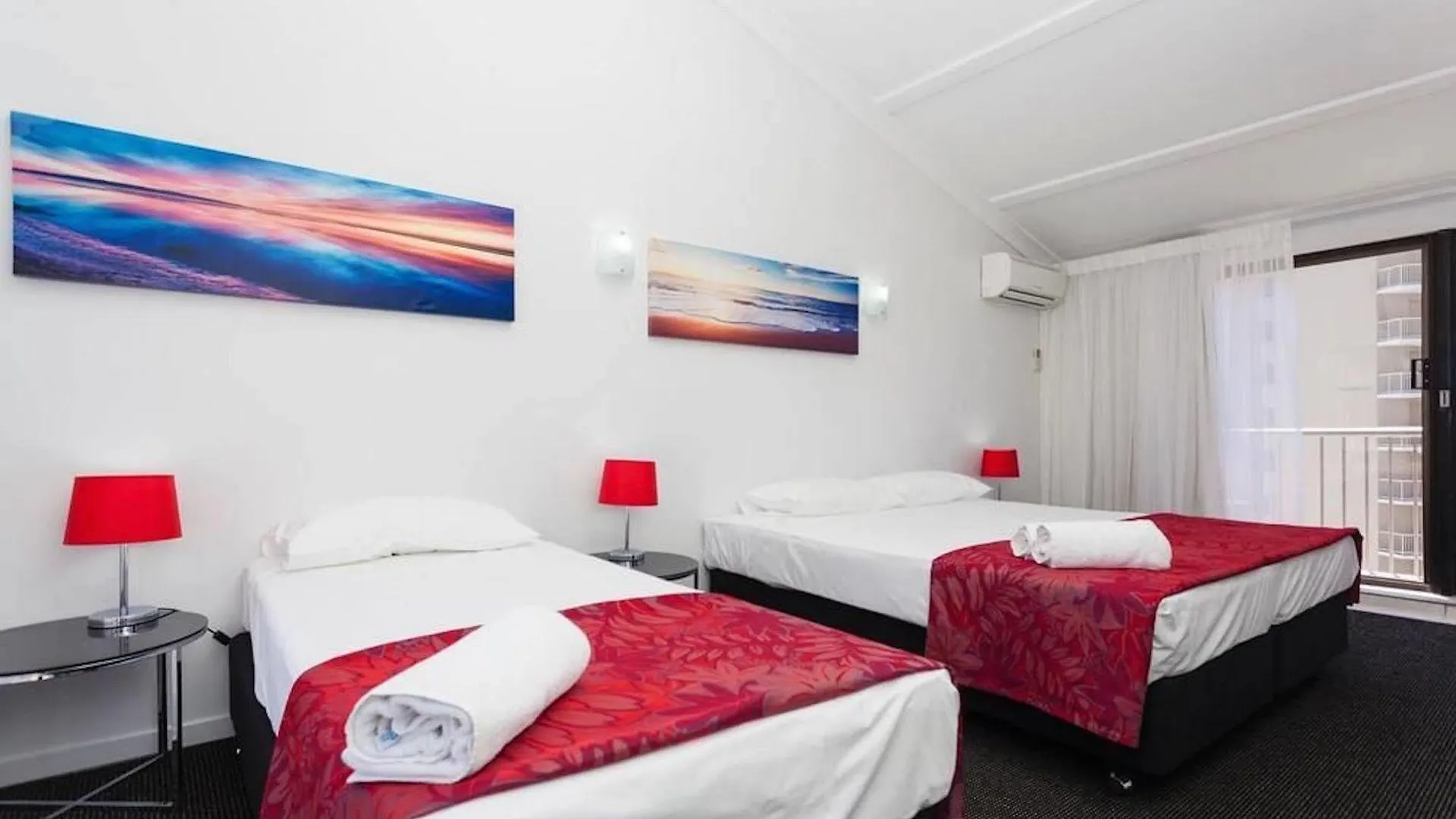 Broadbeach Travel Aparthotel 3*