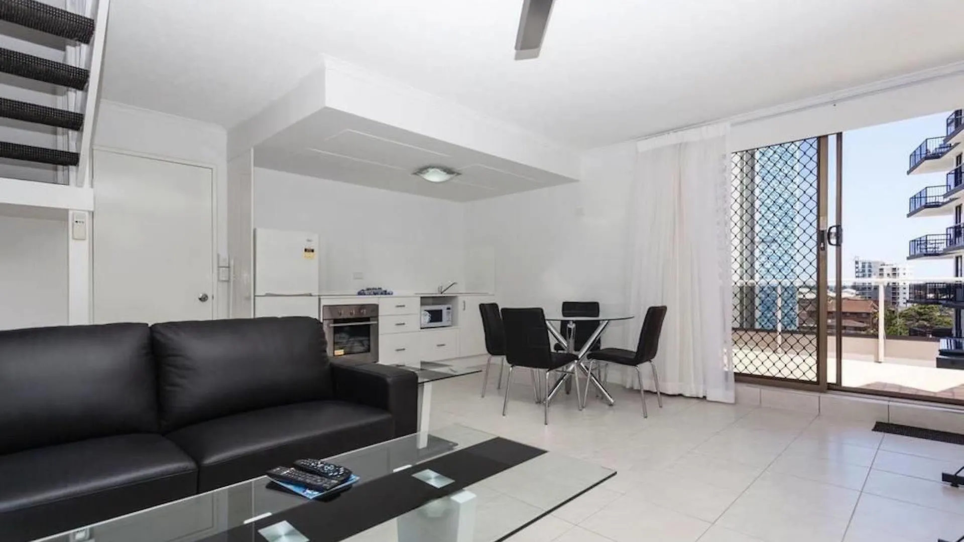 Broadbeach Travel