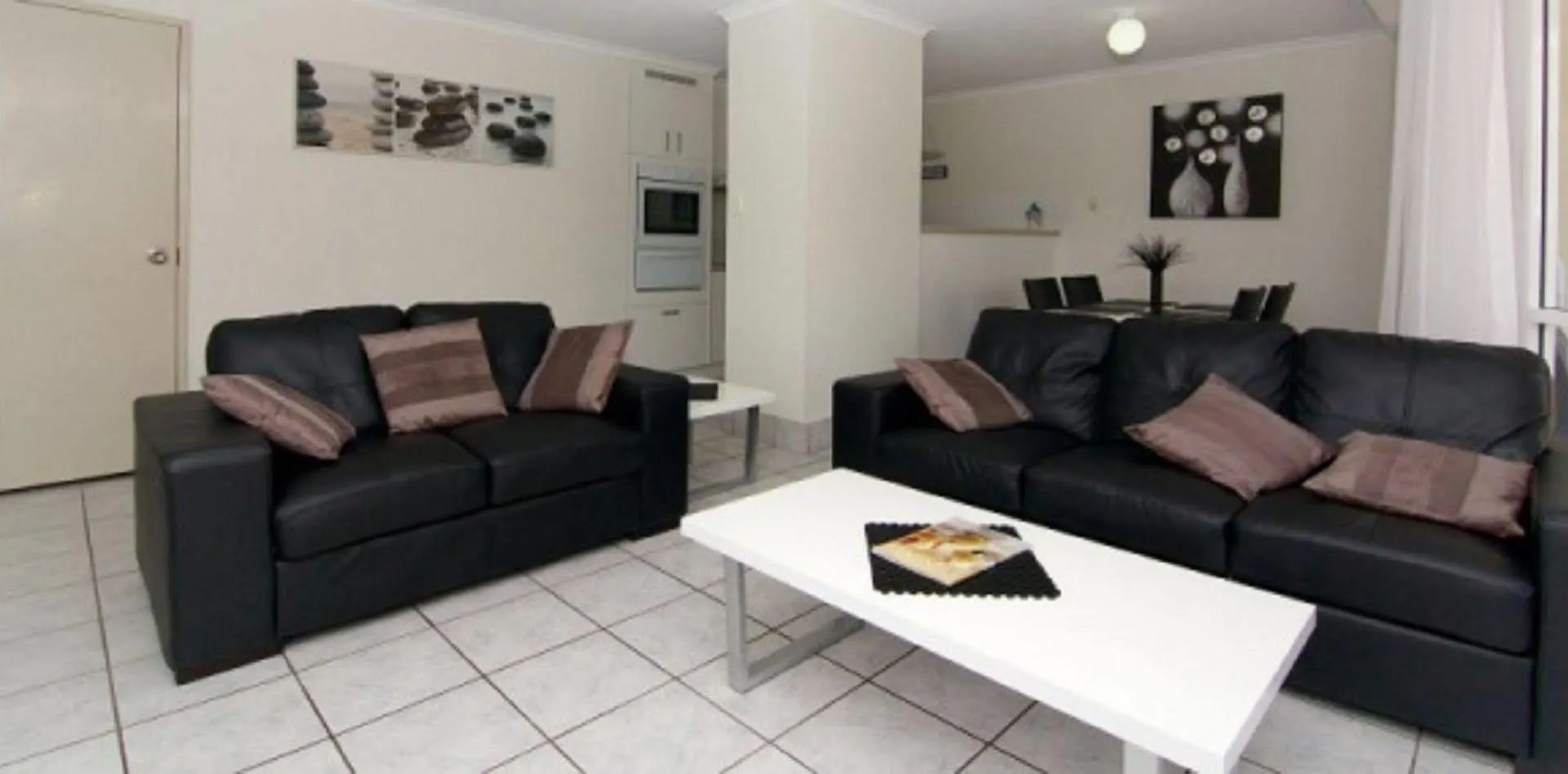 Crystal Beachfront Hotel apartamentowy