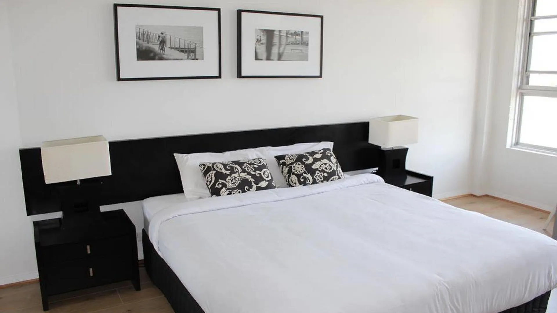 Aparthotel Chancellor Lakeside Gold Coast