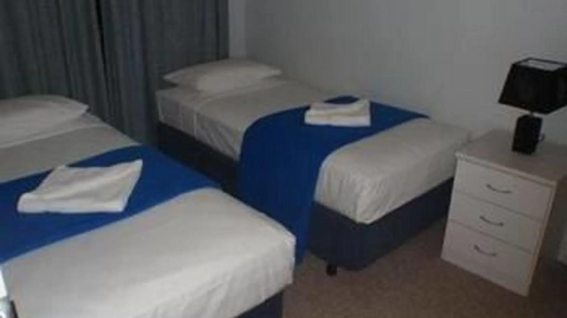 Anchordown Aparthotel 3*