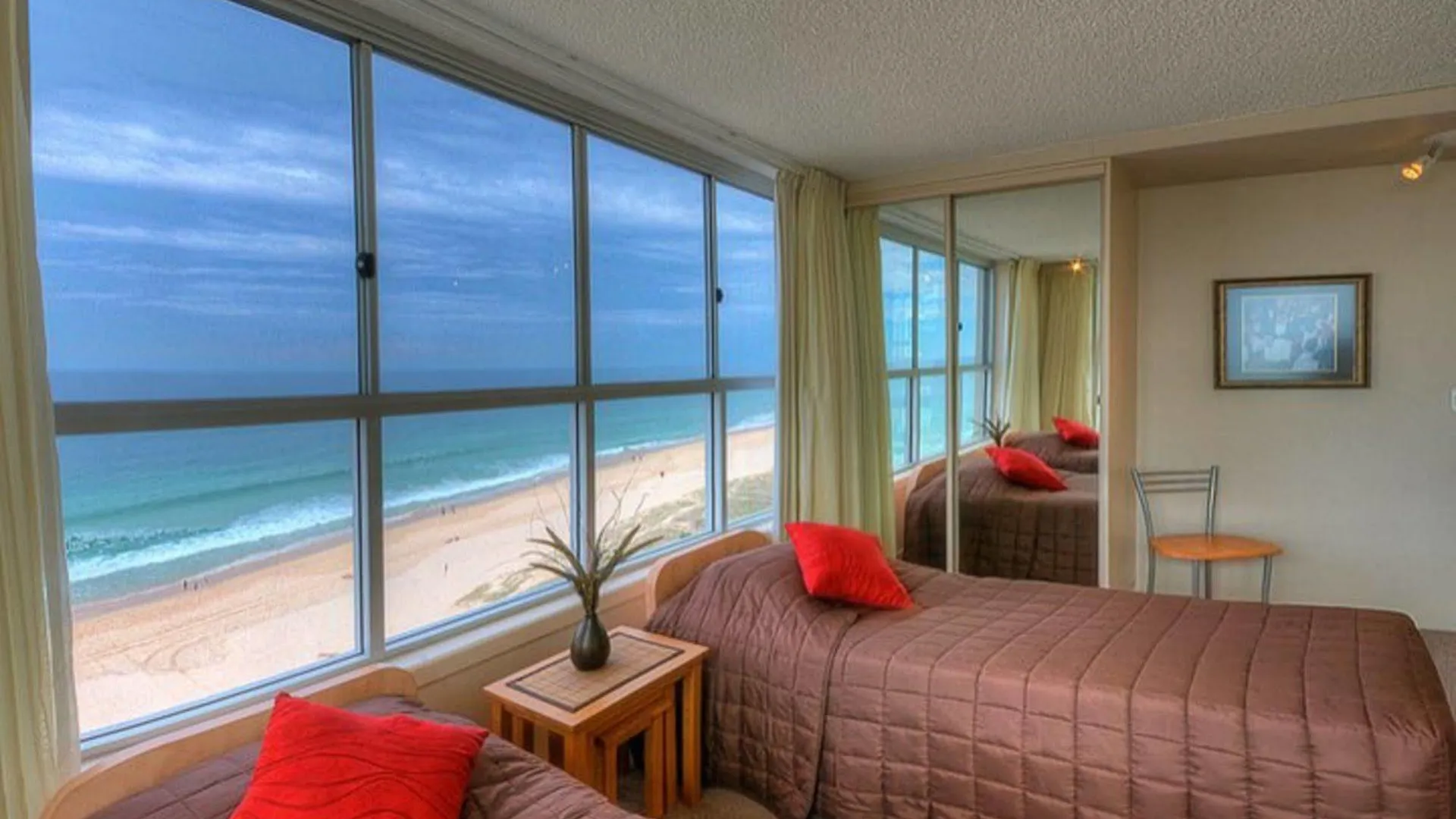 President - Absolute Beachfront Gold Coast