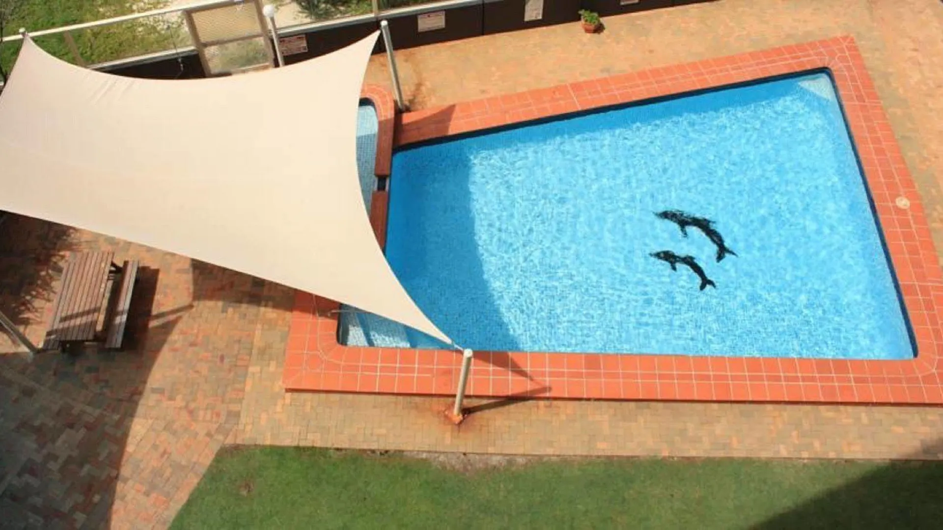 Hotel apartamentowy President - Absolute Beachfront Gold Coast
