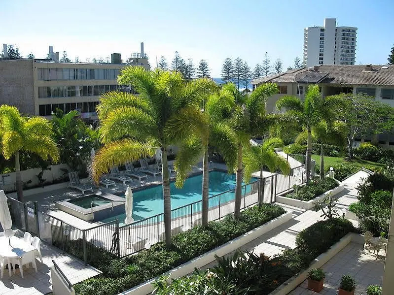 Aparthotel The Village At Burleigh