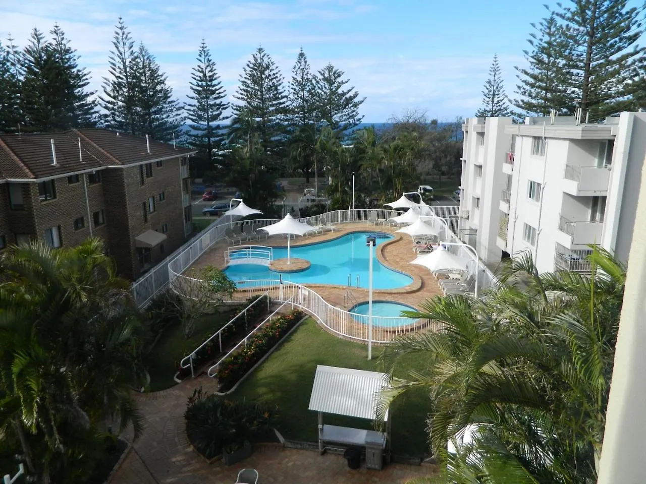 2nd Avenue Beachside Lägenhetshotell 4*