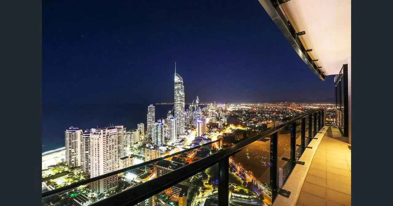 Cavill Avenue Luxury Private Appartement *