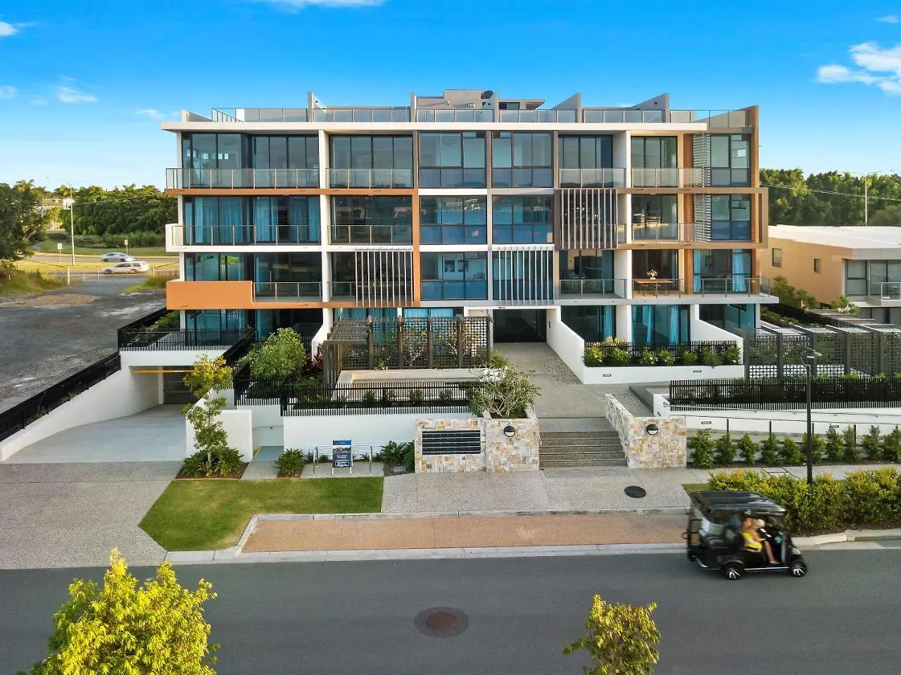 Resort The Residences At The Peninsula Gold Coast