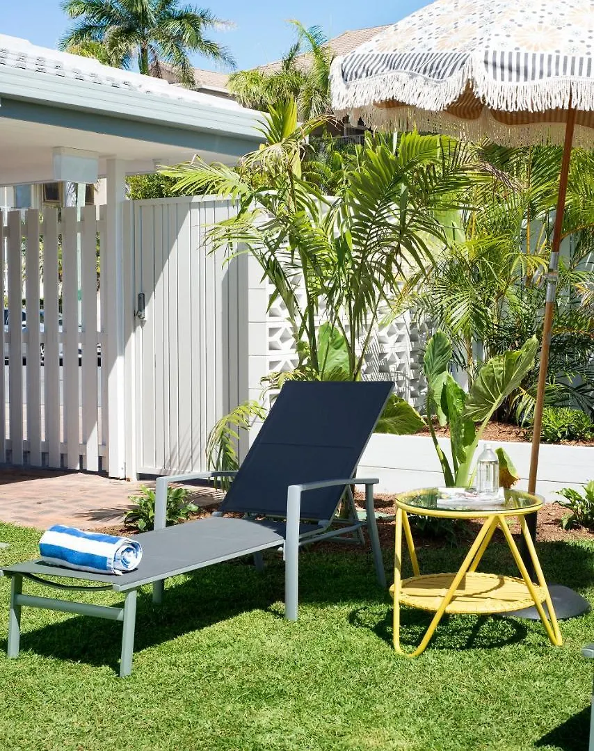 Blue Heron Boutique Motel 4*