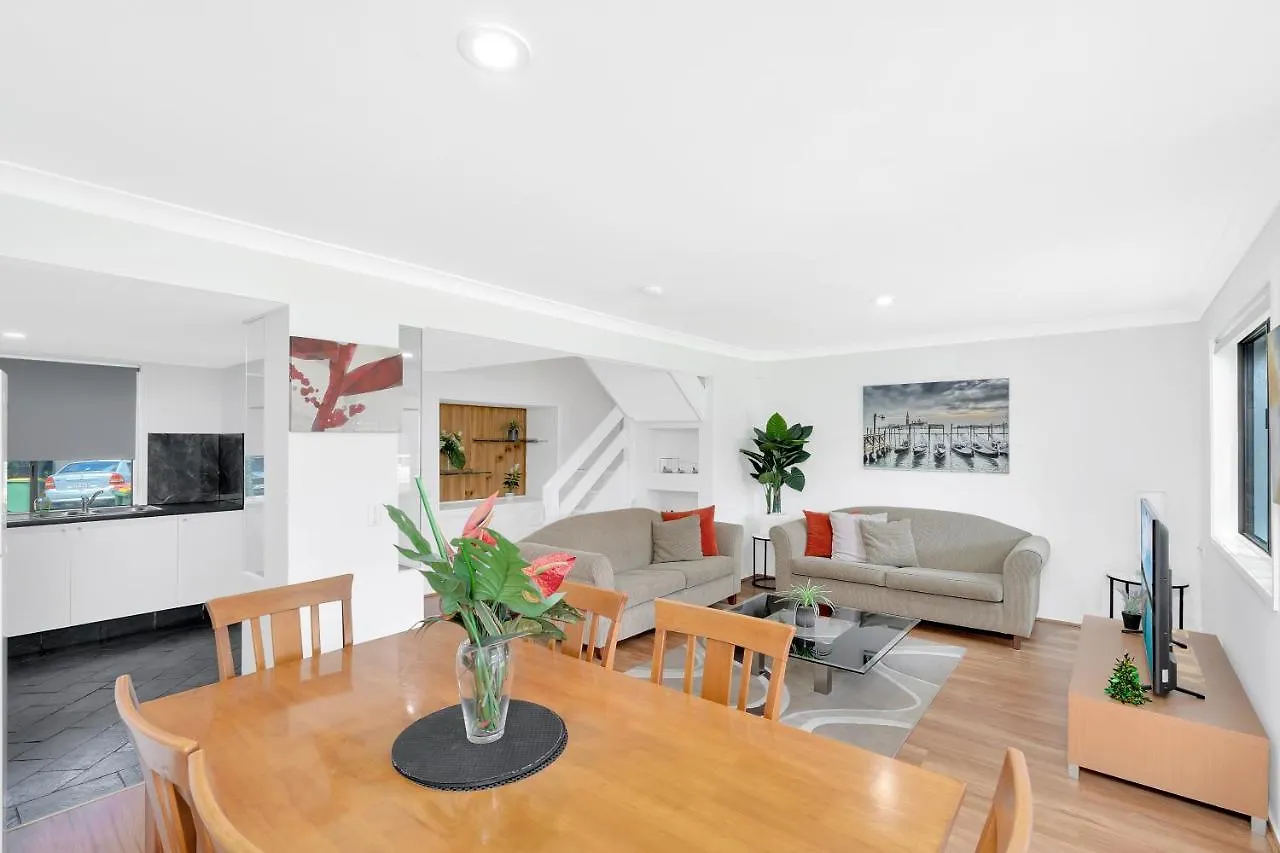 Fountain View Estate - We Accommodate *