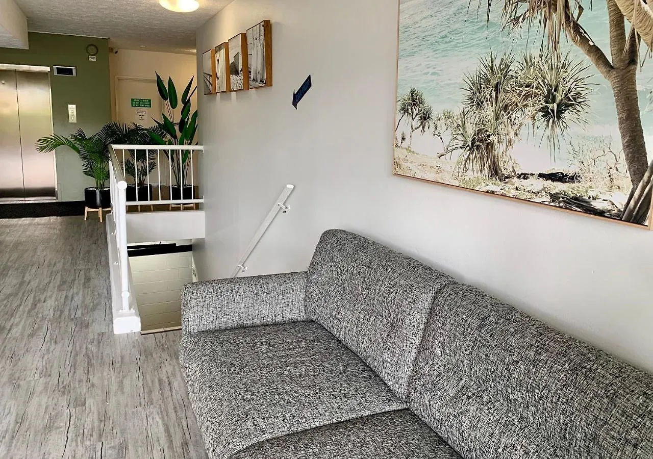 Outrigger Burleigh Hotell 3*