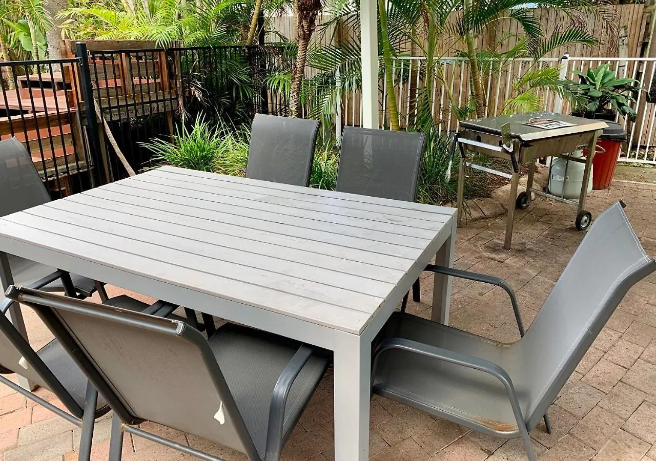 Hotell Outrigger Burleigh