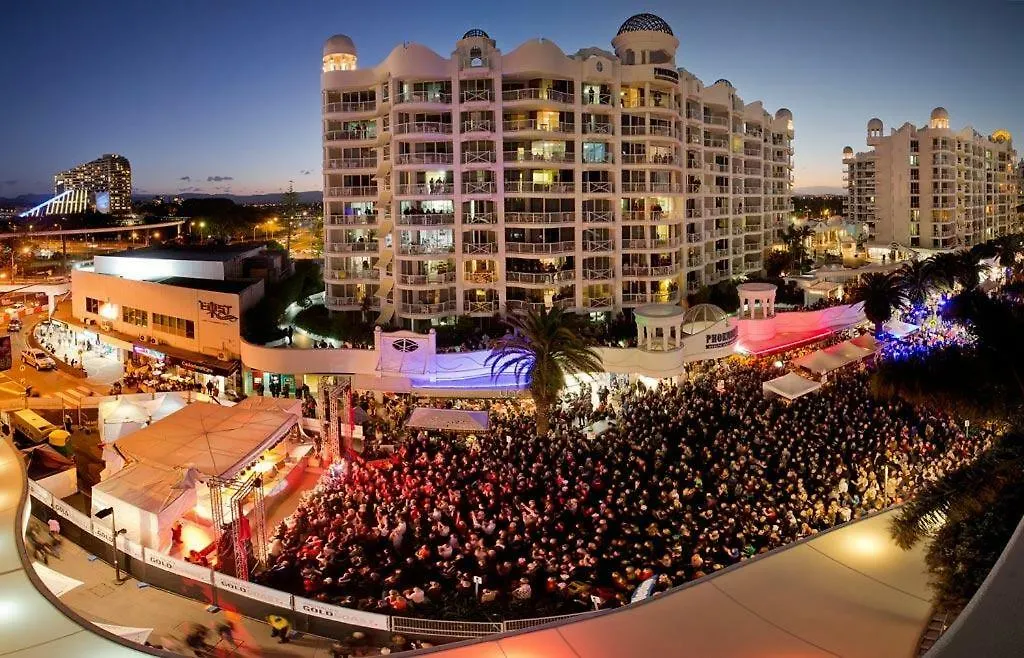 Broadbeach Apartahotel