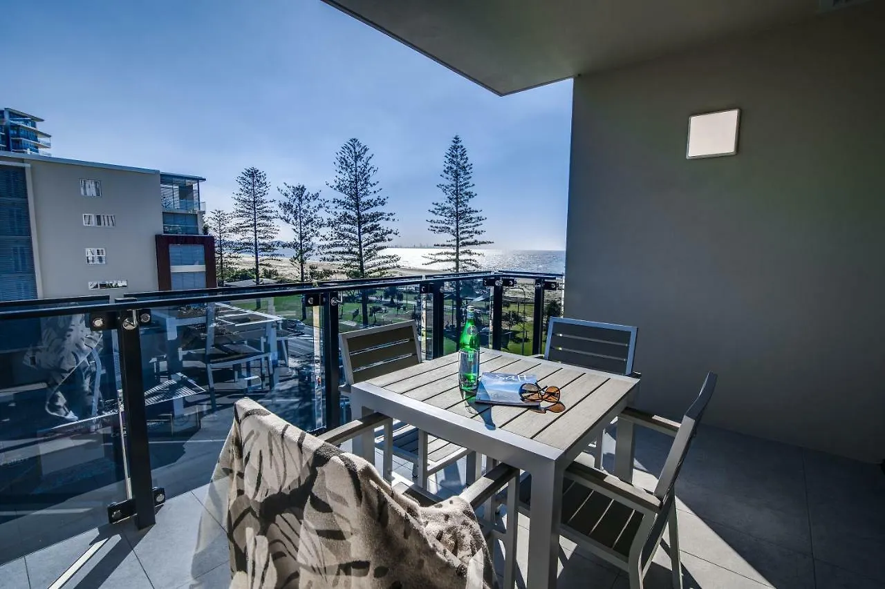 Iconic Kirra 4* Gold Coast