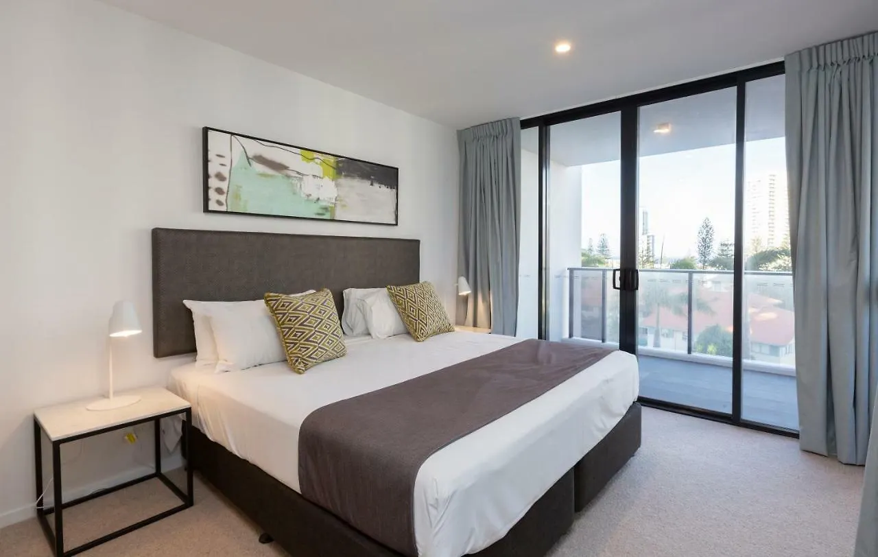 Apart Otel Qube Broadbeach 4*